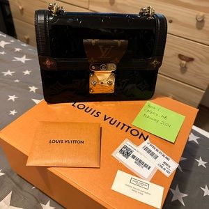 Louis Vuitton Wynwood Chain